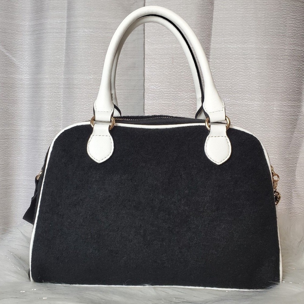 Juicy Couture Bag - Picture 2 of 5